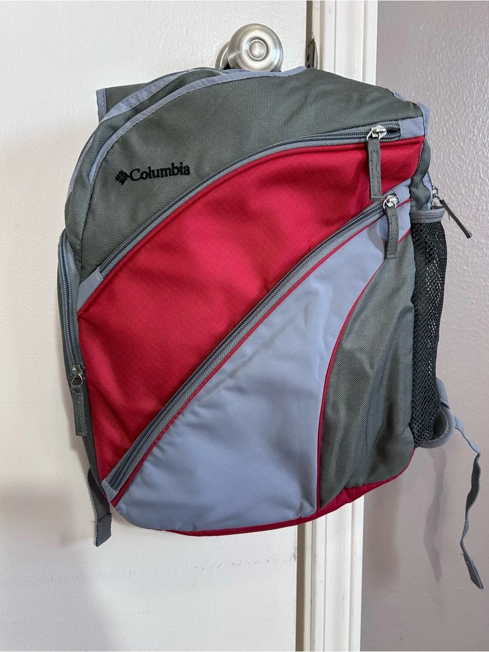 Columbia Great Escapade Backpack Diaper Bag Gray Red Insulated Organizer